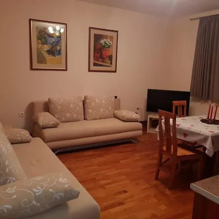 Appartamento Apartman Lukas *